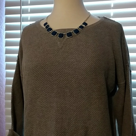 Sweater - Picture 2 of 3